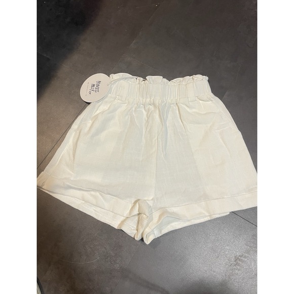 Princess Polly Pants - 100% Recycled Princess Polly Cream Shorts NWT F -52